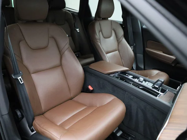 Volvo XC60 (2021) — foto 30 van 43