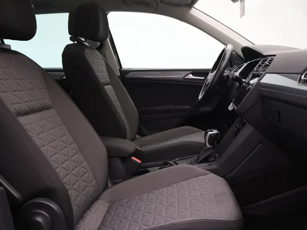 Volkswagen Tiguan (2022) — foto 24 van 29