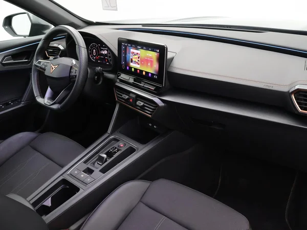 CUPRA Formentor (2024) — foto 21 van 27