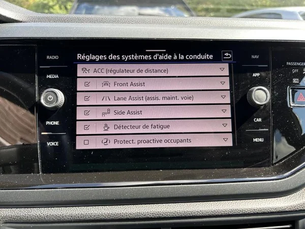 VOLKSWAGEN Taigo (2023) — foto 17 van 30