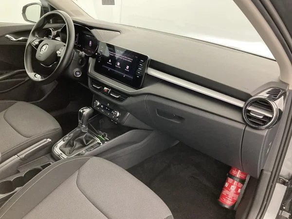 SKODA Fabia (2022) — foto 13 van 36