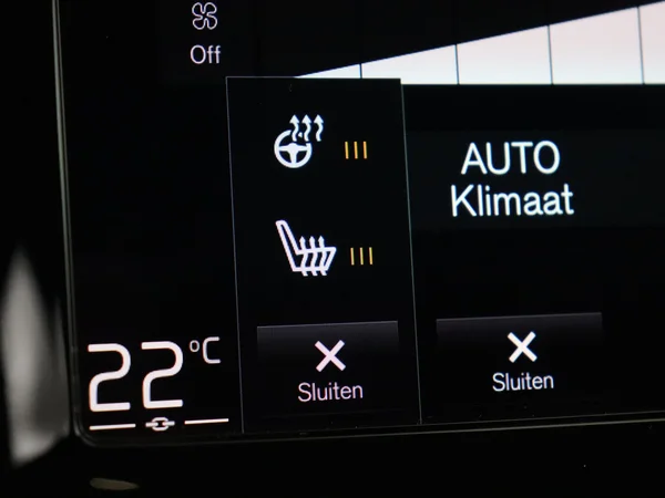 VOLVO XC40 (2021) — foto 19 van 31