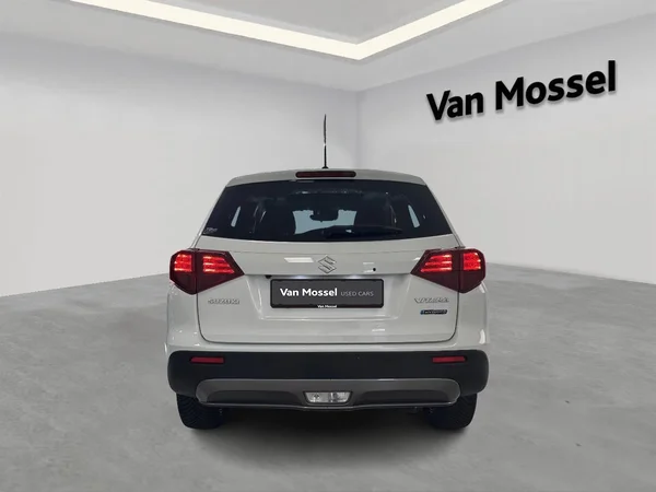 Suzuki Grand Vitara (2024) — foto 13 van 19