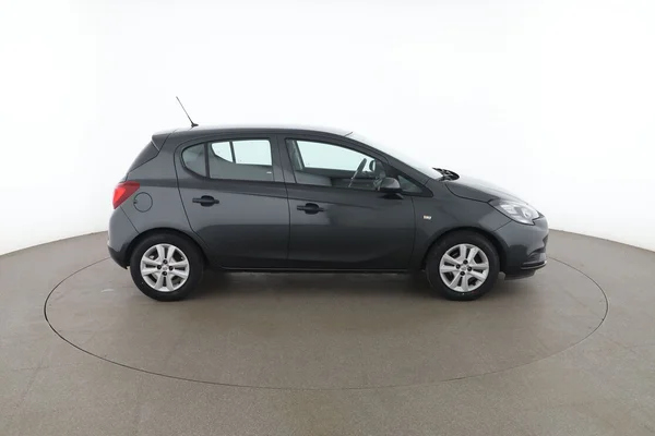 Opel Corsa (2017) — foto 13 van 16