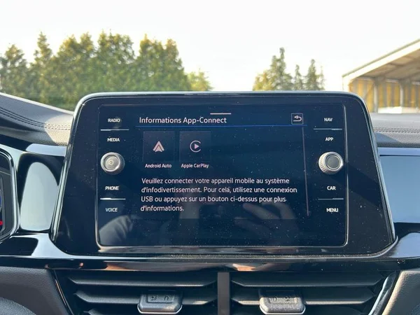 VOLKSWAGEN T-Roc (2025) — foto 9 van 31