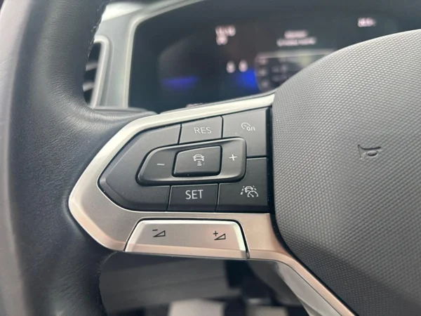 VOLKSWAGEN T-Roc Cabriolet (2023) — foto 14 van 22