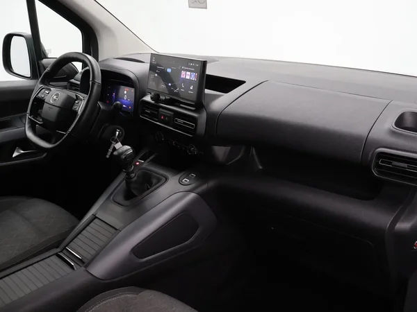 Opel Combo Life (2025) — foto 5 van 28