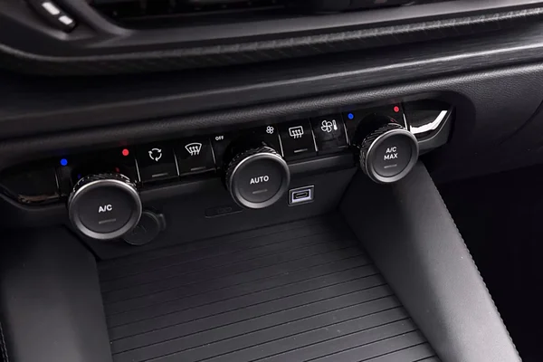 Citroen C5 X PHEV (2022) — foto 4 van 29