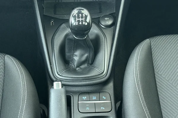 Ford Fiesta (2023) — foto 4 van 16