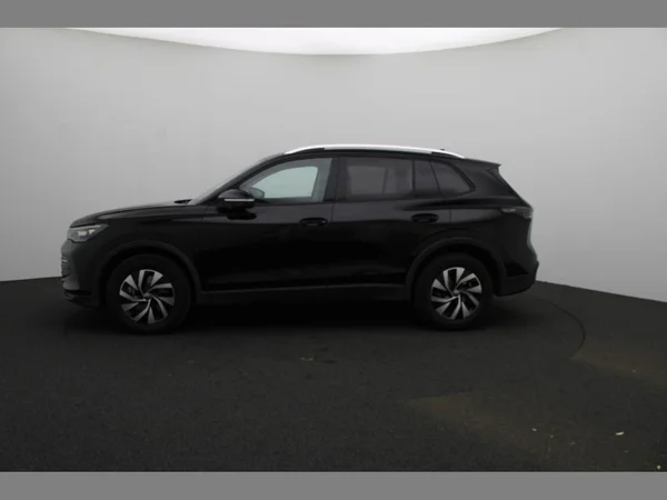 VOLKSWAGEN Tiguan eHybrid (PHEV) (2026) — foto 9 van 21