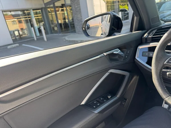 AUDI Q3 (2019) — foto 7 van 24