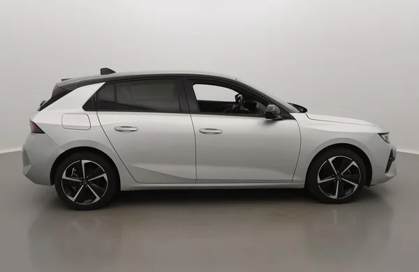Opel Astra (2024) — foto 27 van 30