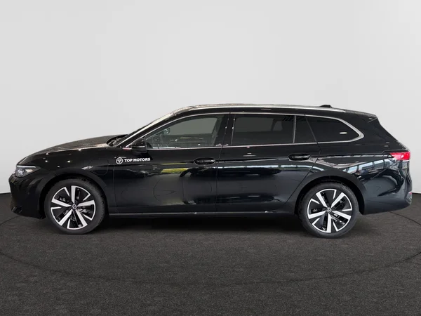 VOLKSWAGEN Passat Variant eHybrid (PHEV) (2025) — foto 13 van 19