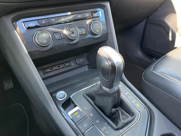 VOLKSWAGEN Tiguan Allspace Dsl (2019) — foto 3 van 21