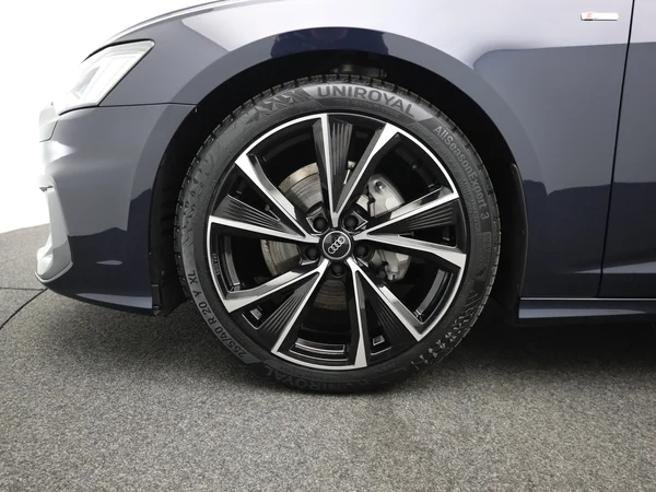 AUDI A6 Avant (2024) — foto 8 van 24