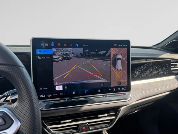 VOLKSWAGEN Passat Variant eHybrid (PHEV) (2025) — foto 15 van 25