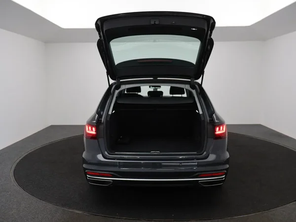 Audi A4 (2024) — foto 17 van 28