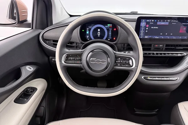 Fiat E-500 (2022) — foto 4 van 35
