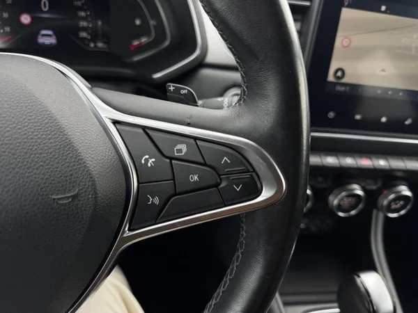 RENAULT Captur (2020) — foto 11 van 26