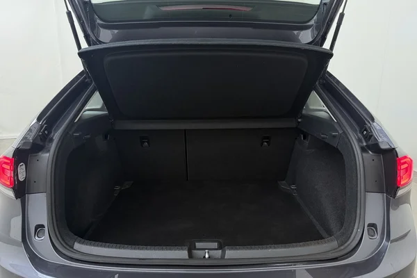 Volkswagen Taigo (2022) — foto 15 van 19