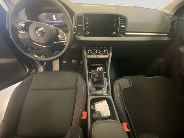 SKODA Karoq (2025) — foto 7 van 16