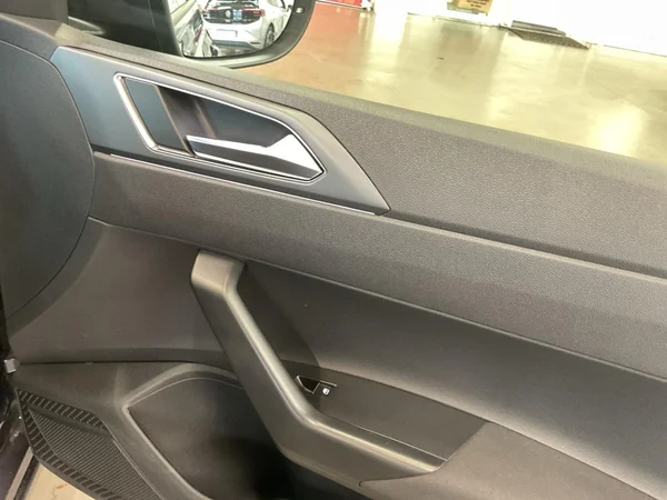 VOLKSWAGEN Taigo (2025) — foto 9 van 22