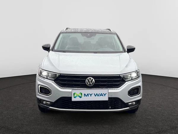VOLKSWAGEN T-Roc (2018) — foto 12 van 18