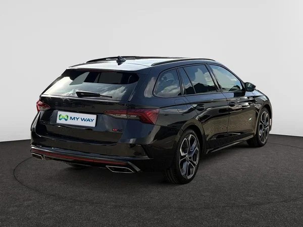SKODA Octavia Combi RS (2022) — foto 19 van 24