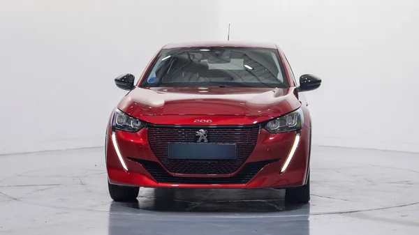 Peugeot E-208 (2022) — foto 78 van 99