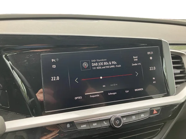 OPEL Grandland (2023) — foto 15 van 25