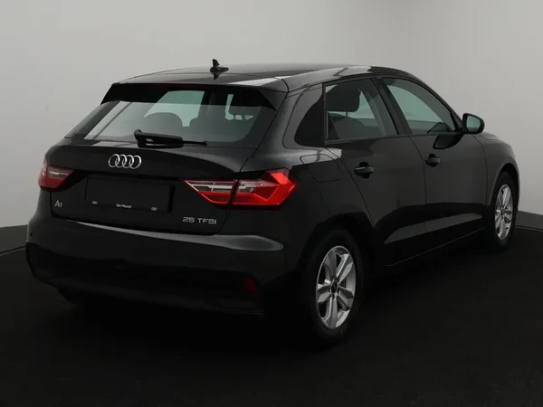 Audi A1 Sportback (2022) — foto 25 van 27