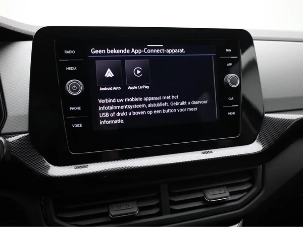 VOLKSWAGEN T-Cross (2026) — foto 10 van 19
