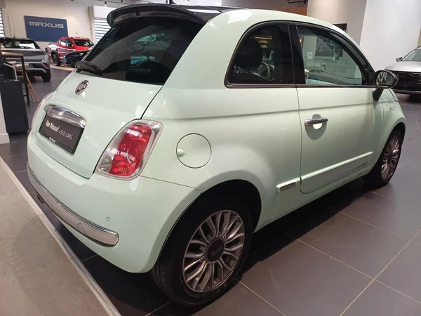 Fiat 500 (2015) — foto 21 van 22