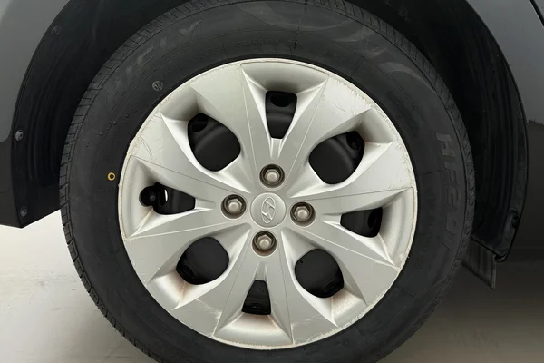 Hyundai i20 (2017) — foto 8 van 16