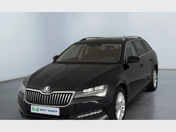 Skoda Superb Combi (2023) — foto 1 van 27