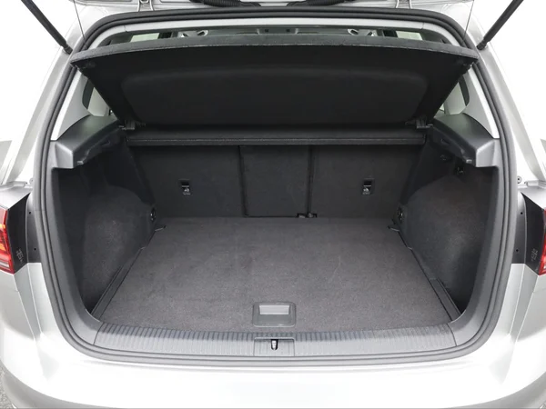 VOLKSWAGEN Golf Sportsvan (2020) — foto 3 van 19