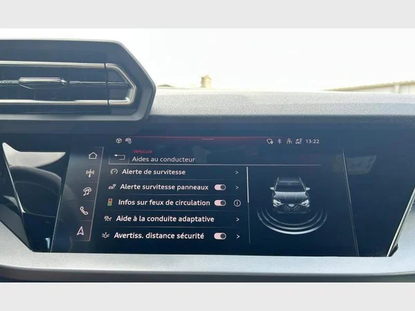 Audi A3 Sportback (2024) — foto 8 van 29