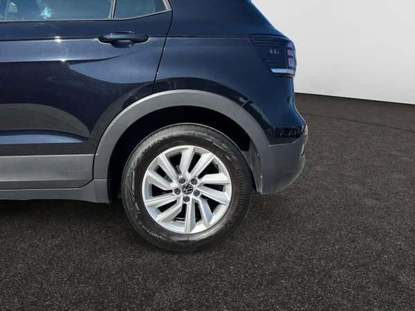VOLKSWAGEN T-Cross (2023) — foto 7 van 16
