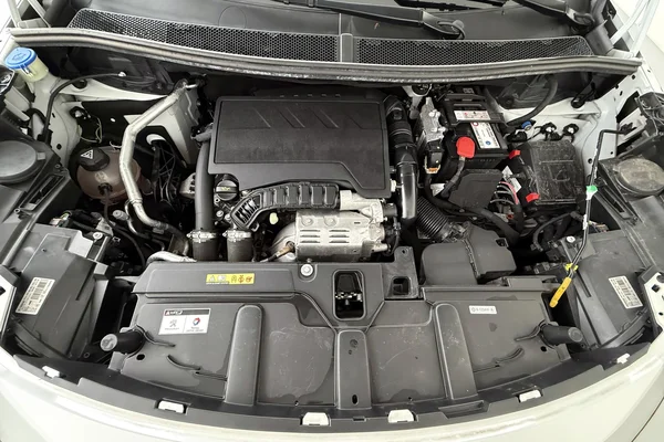 Peugeot 3008 (2020) — foto 14 van 29