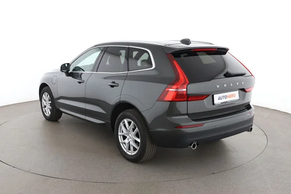Volvo XC60 (2019) — foto 10 van 16