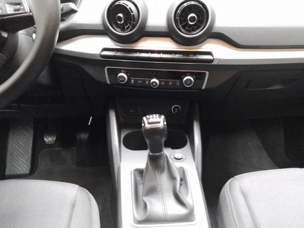 AUDI Q2 (2023) — foto 4 van 21