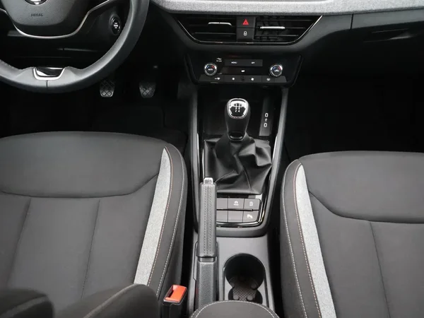 Škoda Kamiq (2024) — foto 7 van 26