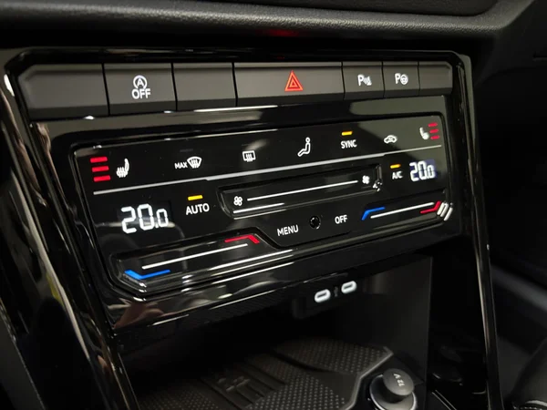 VOLKSWAGEN T-Roc (2025) — foto 12 van 13