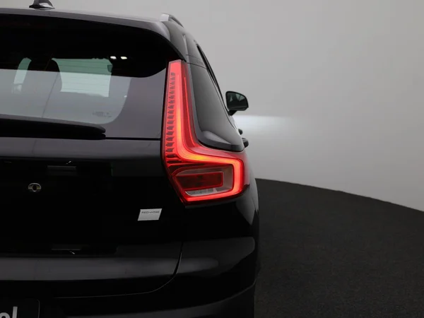 Volvo EX40 (2023) — foto 28 van 39