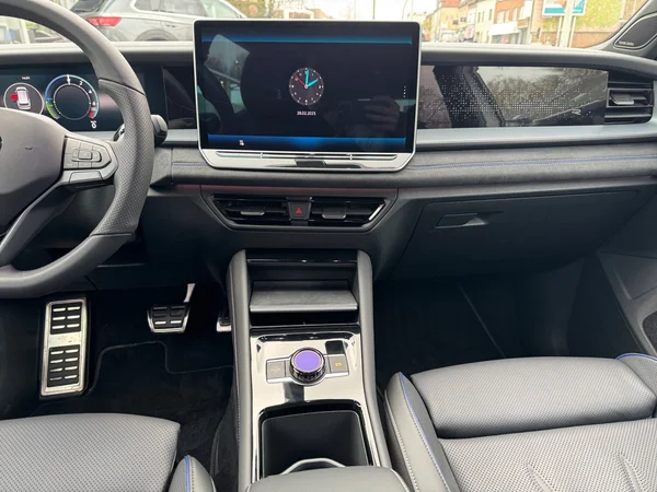 VOLKSWAGEN Tayron (2025) — foto 8 van 24