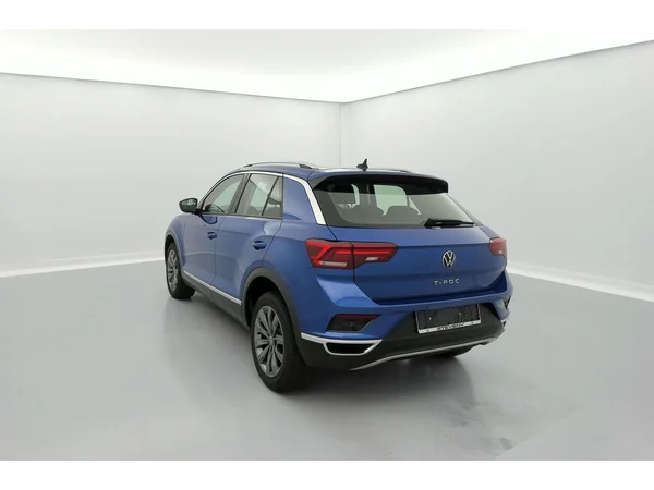VOLKSWAGEN T-Roc (2021) — foto 32 van 36