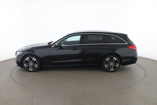 Mercedes-Benz C-Klasse (2024) — foto 9 van 16