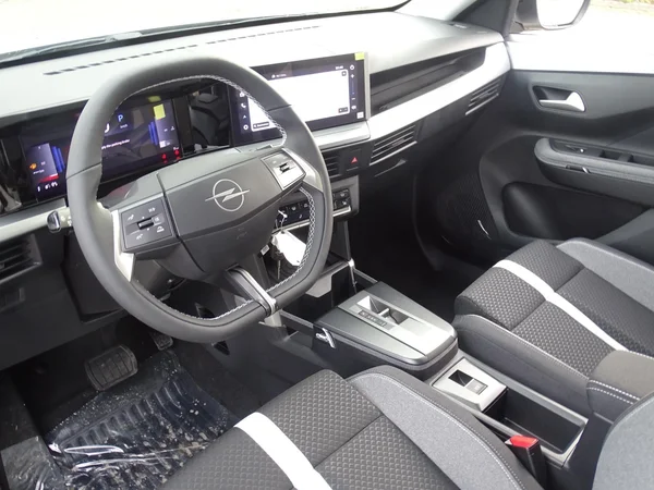 Opel Frontera (2025) — foto 3 van 22