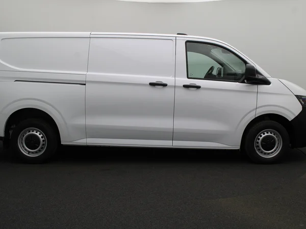 VOLKSWAGEN Transporter T7 32 Fou Lwb (2026) — foto 9 van 17