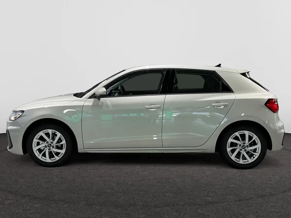 AUDI A1 Sportback (2025) — foto 13 van 16